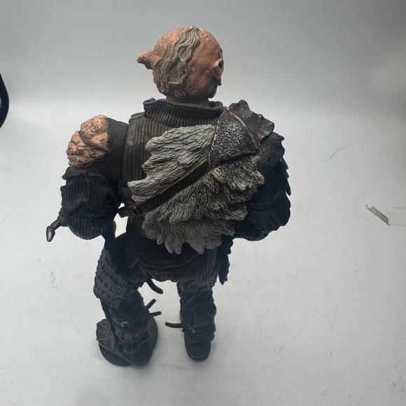 Lord of the Rings Lurtz Action Figure Toy Biz LOTR Orc Collectible *NO SWORD* - Picture 3 of 7
